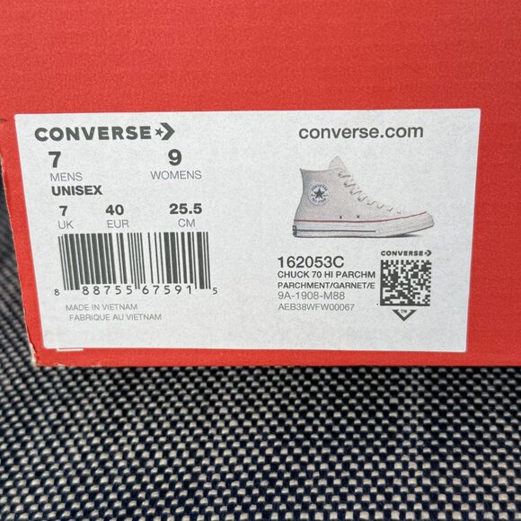 Converse  Canvas Hi-Tops, W size 9, M size 7. - Picture 7 of 7